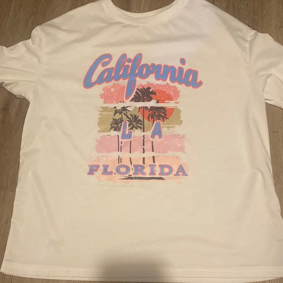 White tee - Picture 1 of 2